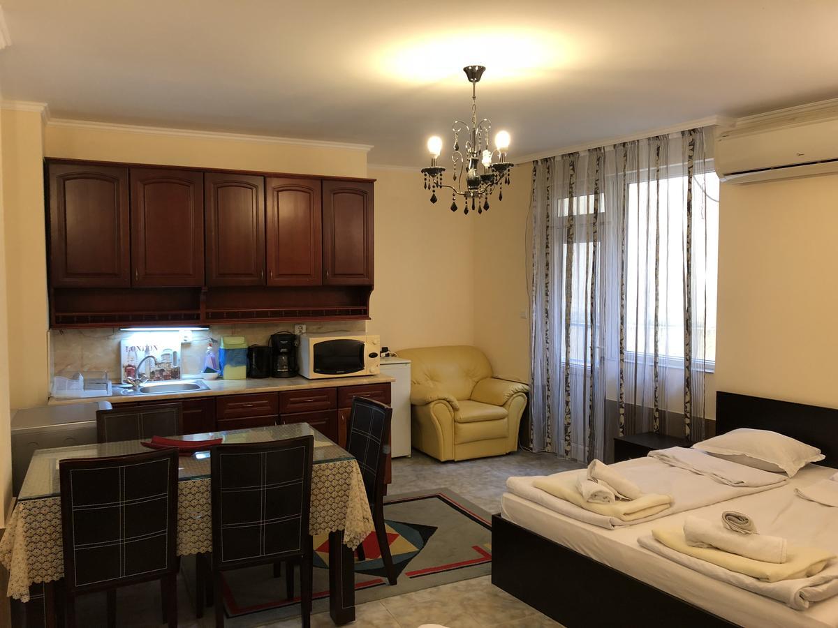 Marinela Apartments Pomorie Ngoại thất bức ảnh